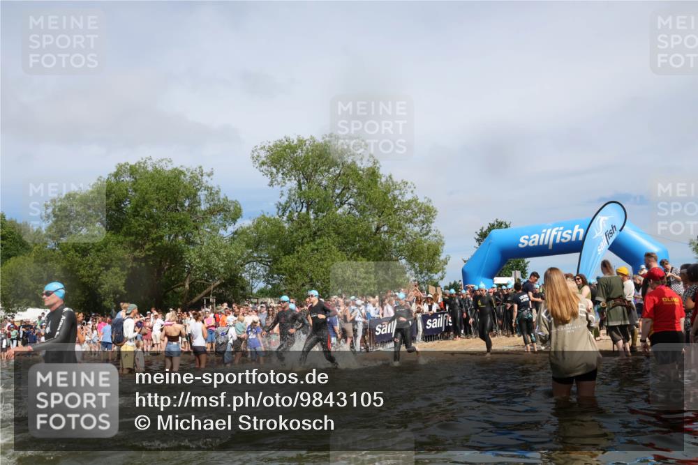21.06.2026 - Viking Triathlon Michael Strokosch http://msf.ph/oto/9843105 21.06.2026 10:07:03 Schwimmen 37, 54, 60, 69, 94, 123, 289, 307, 314, 329, 345, 369, 449, 555, 615, 668 meine-sportfotos.de
