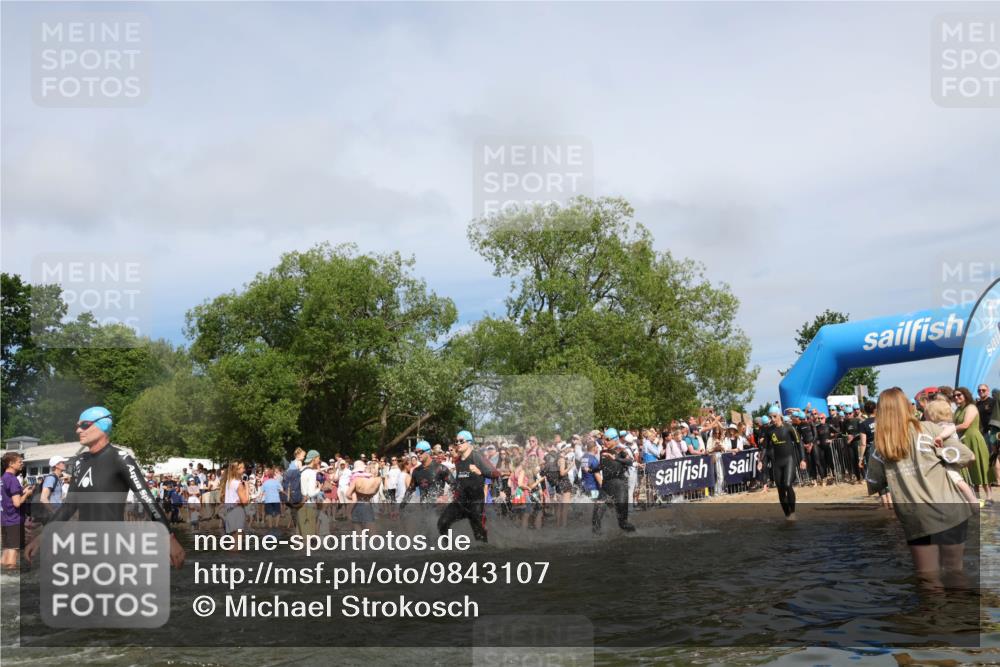 21.06.2026 - Viking Triathlon Michael Strokosch http://msf.ph/oto/9843107 21.06.2026 10:07:03 Schwimmen 37, 54, 60, 69, 94, 123, 289, 307, 314, 329, 345, 369, 449, 555, 615, 668 meine-sportfotos.de