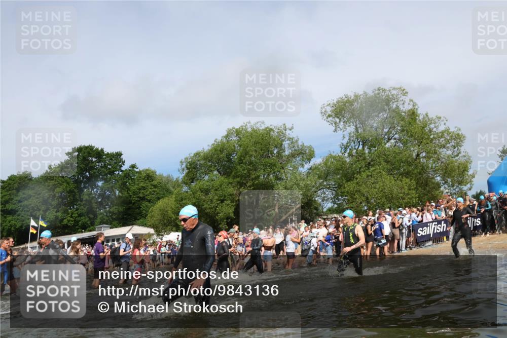 21.06.2026 - Viking Triathlon Michael Strokosch http://msf.ph/oto/9843136 21.06.2026 10:07:14 Schwimmen 37, 116, 135, 163, 289, 390, 401, 469, 470, 483, 523, 555, 574, 662 meine-sportfotos.de