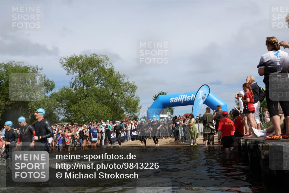 21.06.2026 - Viking Triathlon Michael Strokosch http://msf.ph/oto/9843226 21.06.2026 10:07:52 Schwimmen 36, 81, 97, 124, 217, 295, 298, 363, 374, 388, 413, 448, 494, 622, 630 meine-sportfotos.de