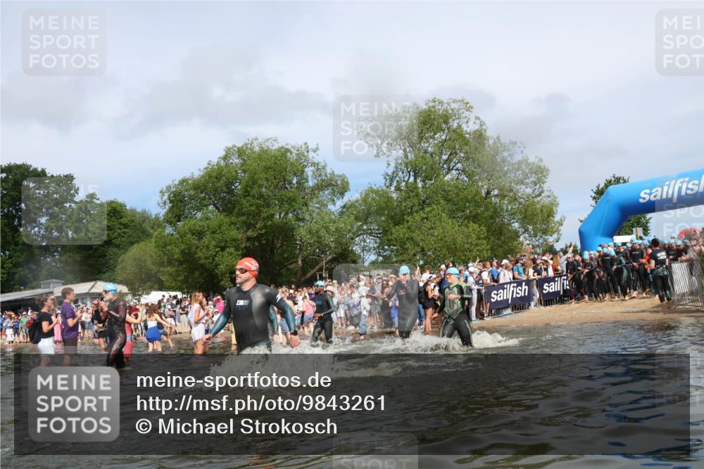 21.06.2026 - Viking Triathlon Michael Strokosch http://msf.ph/oto/9843261 21.06.2026 10:08:06 Schwimmen 57, 59, 71, 172, 178, 182, 257, 382, 424, 427, 433, 534, 607, 635, 642 meine-sportfotos.de