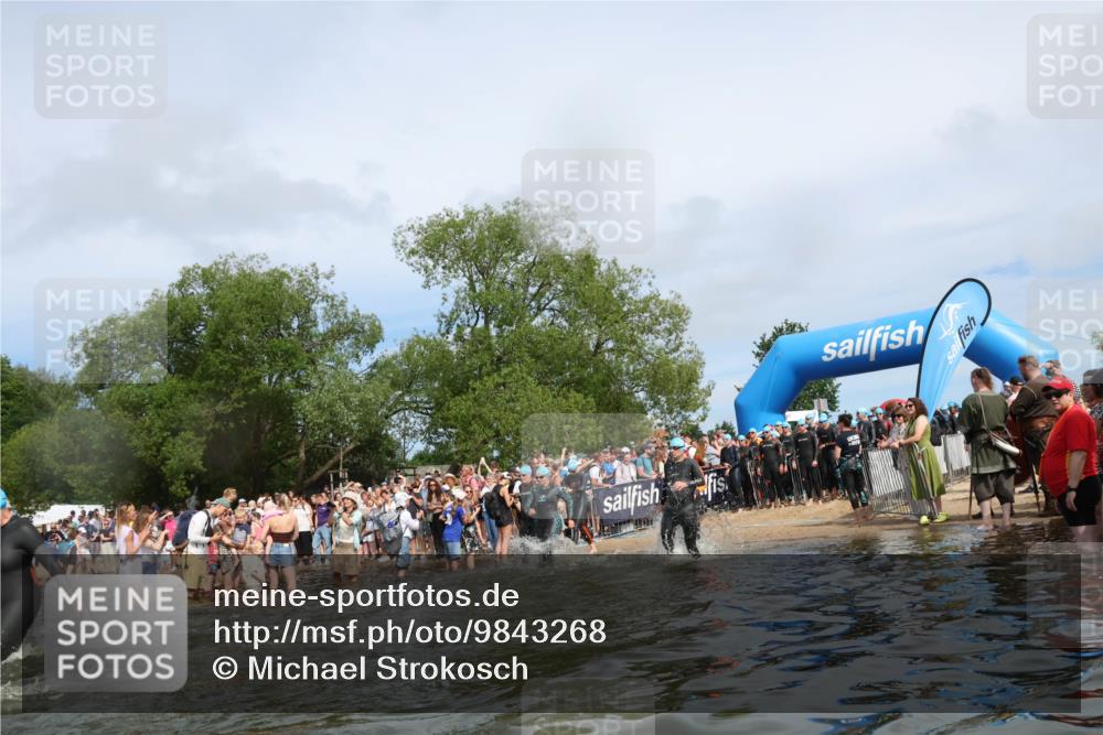21.06.2026 - Viking Triathlon Michael Strokosch http://msf.ph/oto/9843268 21.06.2026 10:08:09 Schwimmen 59, 71, 172, 182, 382, 421, 424, 427, 433, 434, 607, 642 meine-sportfotos.de