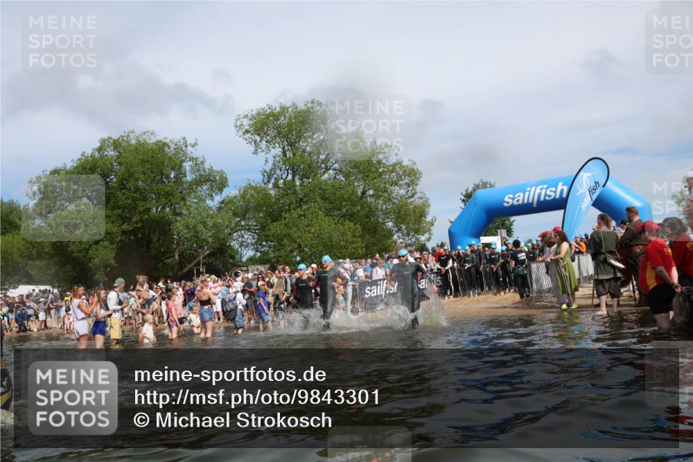 21.06.2026 - Viking Triathlon Michael Strokosch http://msf.ph/oto/9843301 21.06.2026 10:08:24 Schwimmen 101, 133, 168, 192, 222, 223, 250, 283, 335, 354, 375, 416, 463, 564, 613 meine-sportfotos.de
