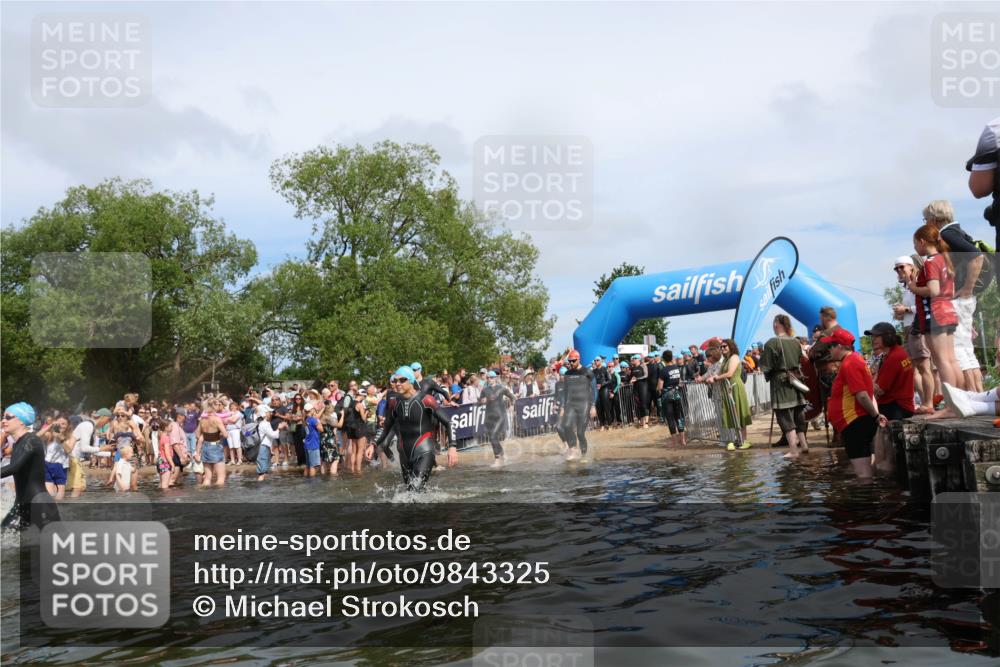21.06.2026 - Viking Triathlon Michael Strokosch http://msf.ph/oto/9843325 21.06.2026 10:08:33 Schwimmen 48, 133, 168, 192, 207, 222, 254, 317, 322, 354, 375, 376, 571, 613, 629 meine-sportfotos.de