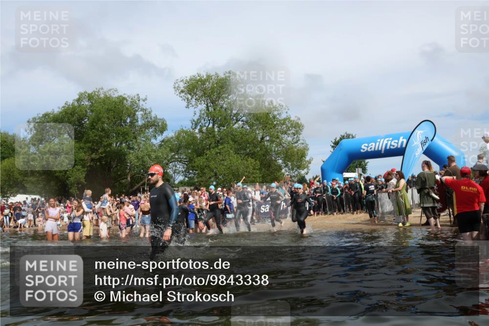 21.06.2026 - Viking Triathlon Michael Strokosch http://msf.ph/oto/9843338 21.06.2026 10:08:38 Schwimmen 48, 75, 92, 168, 203, 207, 254, 317, 322, 324, 376, 549, 571, 613, 629 meine-sportfotos.de