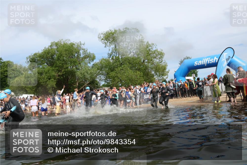21.06.2026 - Viking Triathlon Michael Strokosch http://msf.ph/oto/9843354 21.06.2026 10:08:44 Schwimmen 75, 92, 105, 196, 203, 207, 224, 254, 272, 322, 324, 365, 389, 409, 476, 549, 629, 661 meine-sportfotos.de