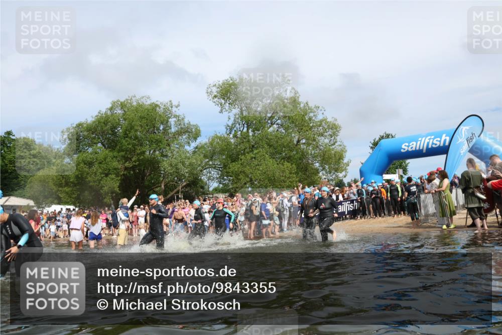21.06.2026 - Viking Triathlon Michael Strokosch http://msf.ph/oto/9843355 21.06.2026 10:08:44 Schwimmen 75, 92, 105, 196, 203, 207, 224, 254, 272, 322, 324, 365, 389, 409, 476, 549, 629, 661 meine-sportfotos.de