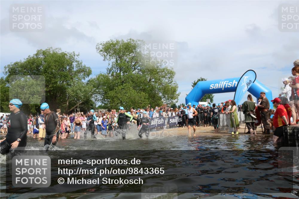 21.06.2026 - Viking Triathlon Michael Strokosch http://msf.ph/oto/9843365 21.06.2026 10:08:48 Schwimmen 75, 92, 105, 196, 203, 224, 272, 324, 365, 389, 409, 476, 549, 566, 661 meine-sportfotos.de