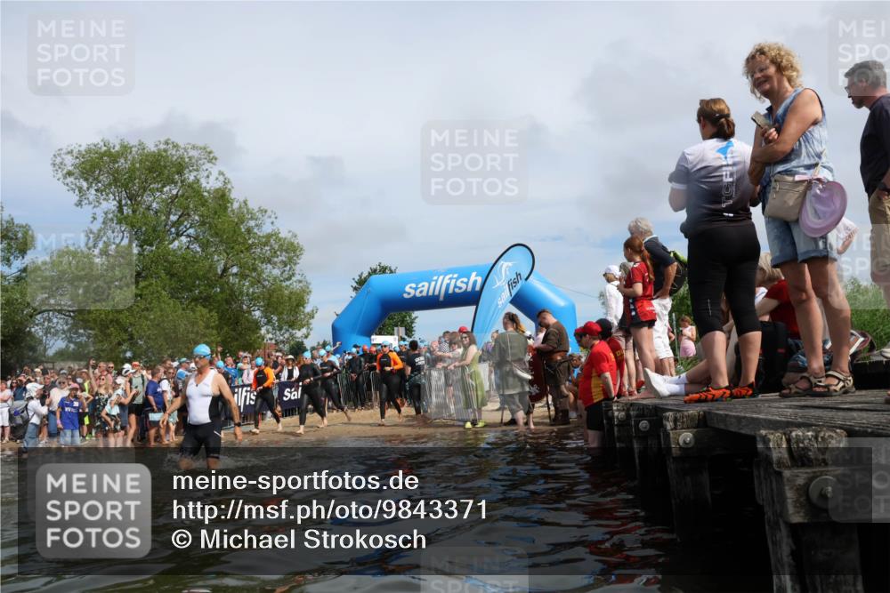 21.06.2026 - Viking Triathlon Michael Strokosch http://msf.ph/oto/9843371 21.06.2026 10:08:52 Schwimmen 40, 105, 139, 181, 196, 224, 237, 272, 344, 365, 389, 409, 476, 566, 661 meine-sportfotos.de