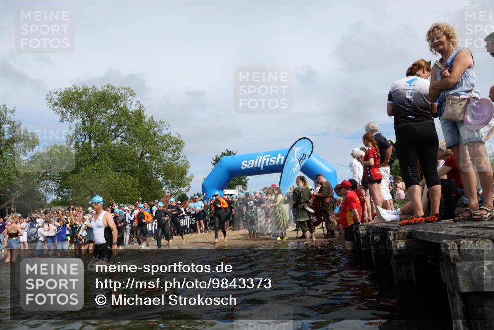 21.06.2026 - Viking Triathlon Michael Strokosch http://msf.ph/oto/9843373 21.06.2026 10:08:52 Schwimmen 40, 105, 139, 181, 196, 224, 237, 272, 344, 365, 389, 409, 476, 566, 661 meine-sportfotos.de