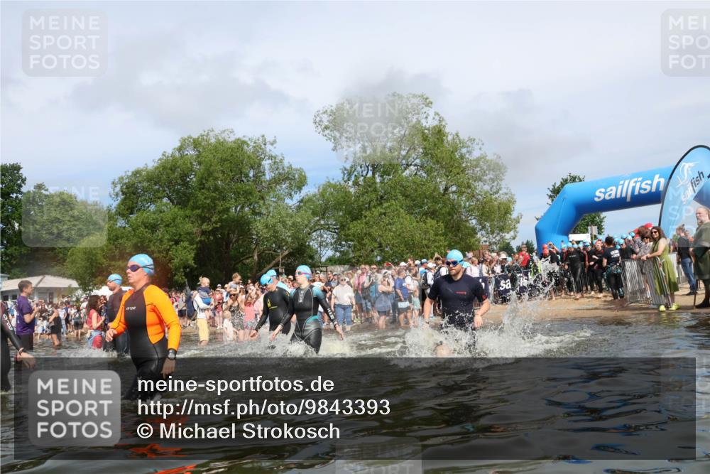 21.06.2026 - Viking Triathlon Michael Strokosch http://msf.ph/oto/9843393 21.06.2026 10:09:00 Schwimmen 40, 70, 77, 106, 139, 181, 237, 252, 344, 362, 509, 542, 631, 652 meine-sportfotos.de