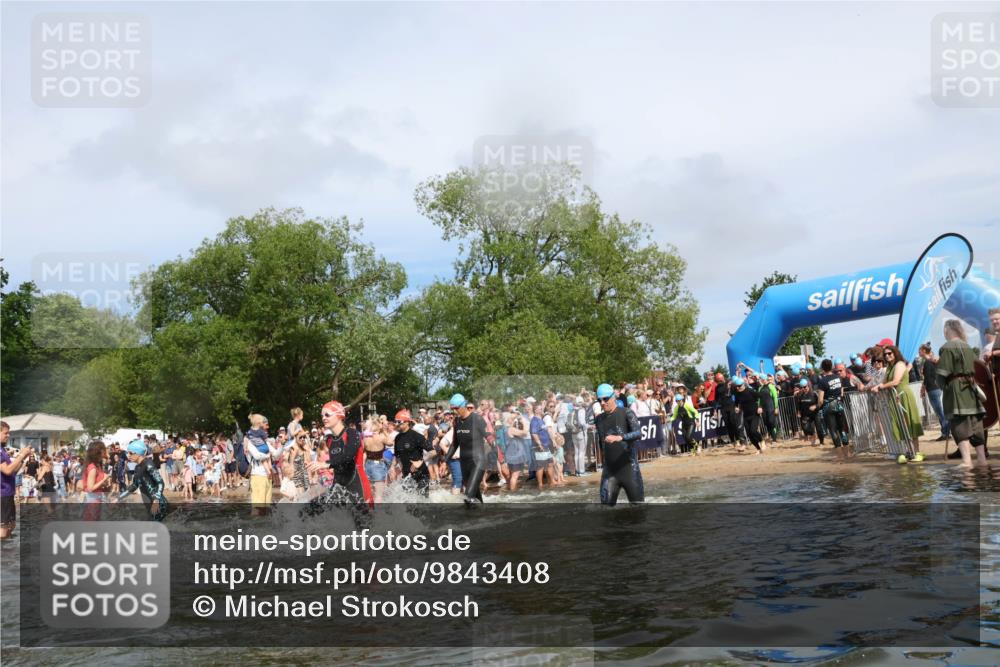 21.06.2026 - Viking Triathlon Michael Strokosch http://msf.ph/oto/9843408 21.06.2026 10:09:06 Schwimmen 70, 77, 106, 155, 252, 347, 362, 431, 502, 509, 542, 631, 639, 652 meine-sportfotos.de