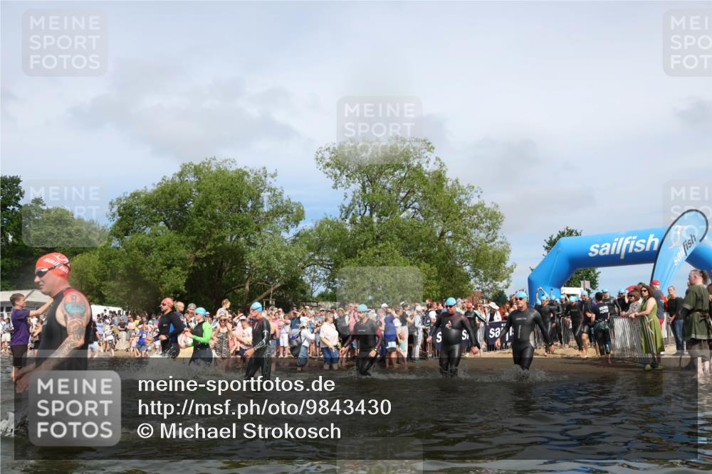 21.06.2026 - Viking Triathlon Michael Strokosch http://msf.ph/oto/9843430 21.06.2026 10:09:15 Schwimmen 127, 141, 155, 347, 385, 431, 502, 504, 529, 532, 538, 561, 639, 646, 670 meine-sportfotos.de