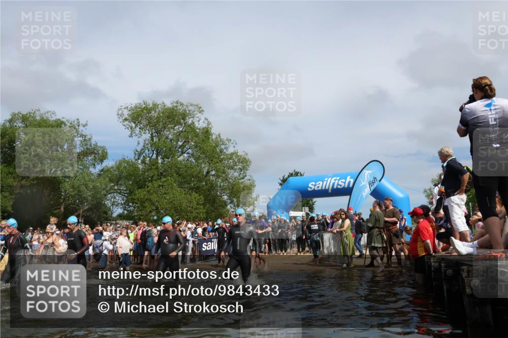 21.06.2026 - Viking Triathlon Michael Strokosch http://msf.ph/oto/9843433 21.06.2026 10:09:17 Schwimmen 127, 141, 155, 347, 385, 431, 502, 504, 529, 532, 538, 561, 639, 646, 670 meine-sportfotos.de
