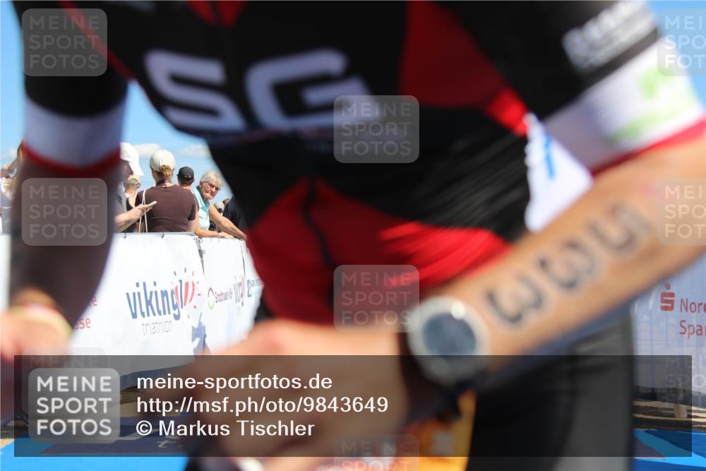 21.06.2026 - Viking Triathlon Markus Tischler http://msf.ph/oto/9843649 21.06.2026 15:40:28 Ziel 395, 400, 533 meine-sportfotos.de