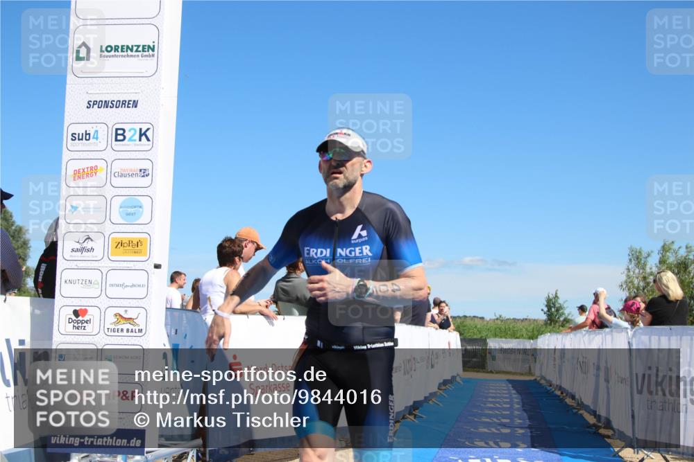 21.06.2026 - Viking Triathlon Markus Tischler http://msf.ph/oto/9844016 21.06.2026 15:49:15 Ziel 405 meine-sportfotos.de