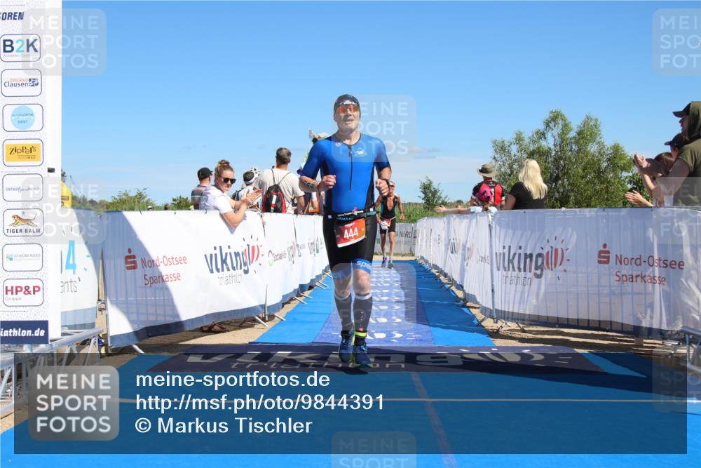 21.06.2026 - Viking Triathlon Markus Tischler http://msf.ph/oto/9844391 21.06.2026 16:03:27 Ziel 289, 444 meine-sportfotos.de