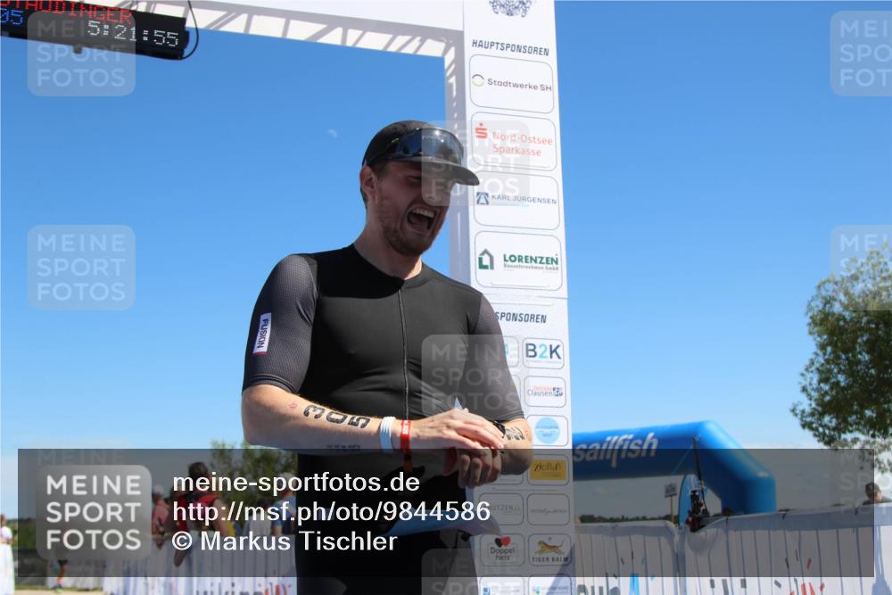 21.06.2026 - Viking Triathlon Markus Tischler http://msf.ph/oto/9844586 21.06.2026 15:31:23 Ziel 305 meine-sportfotos.de