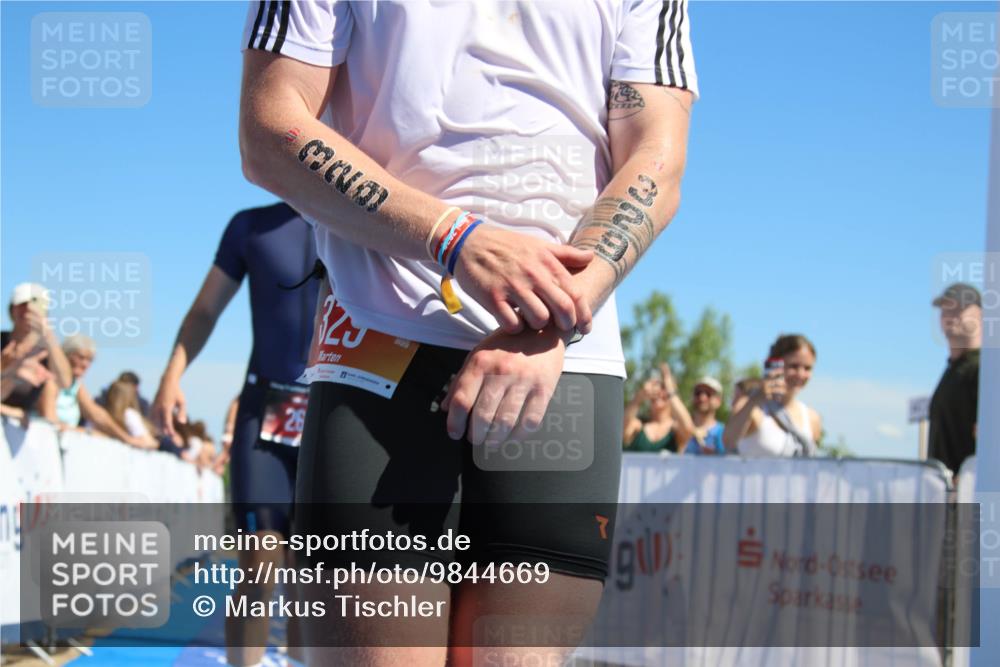 21.06.2026 - Viking Triathlon Markus Tischler http://msf.ph/oto/9844669 21.06.2026 15:33:49 Ziel 125, 262, 329 meine-sportfotos.de