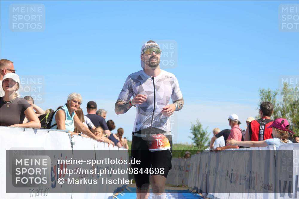 21.06.2026 - Viking Triathlon Markus Tischler http://msf.ph/oto/9844698 21.06.2026 15:34:32 Ziel 75 meine-sportfotos.de
