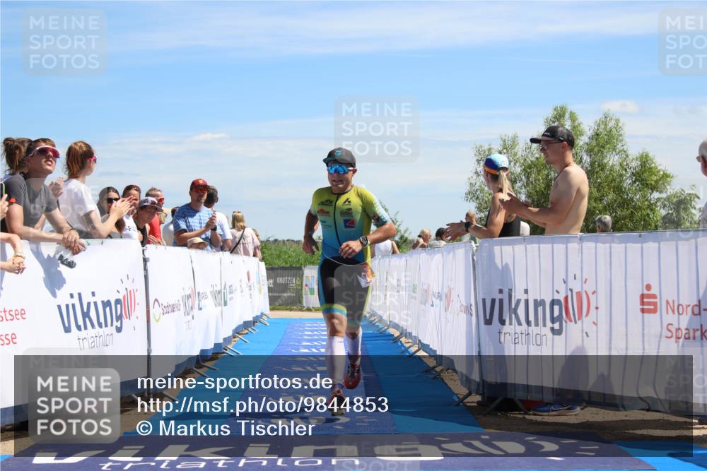 21.06.2026 - Viking Triathlon Markus Tischler http://msf.ph/oto/9844853 21.06.2026 14:13:04 Ziel 569 meine-sportfotos.de