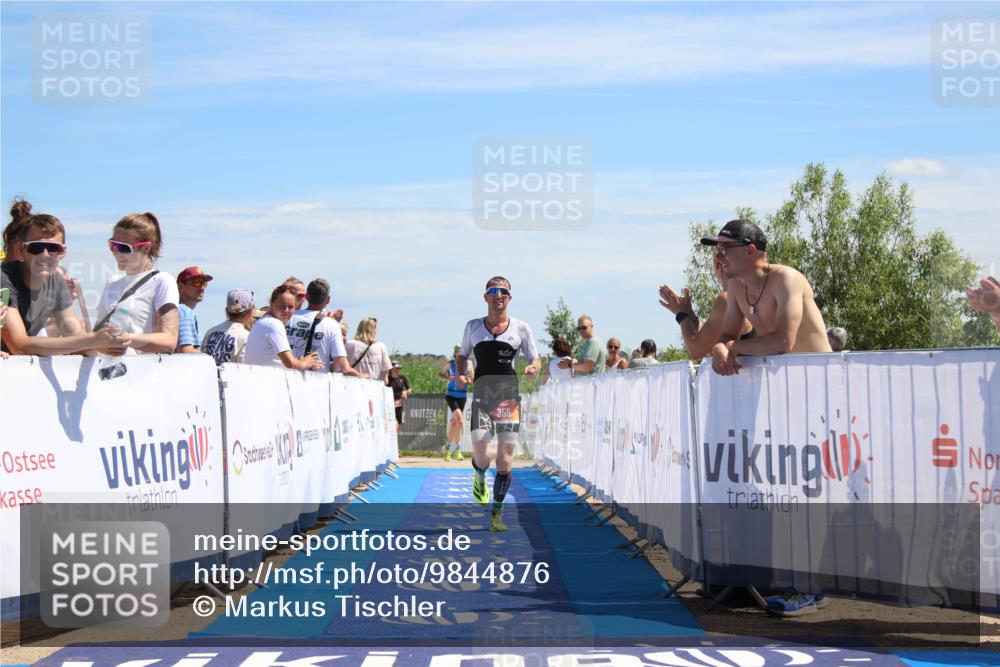 21.06.2026 - Viking Triathlon Markus Tischler http://msf.ph/oto/9844876 21.06.2026 14:13:41 Ziel 359 meine-sportfotos.de