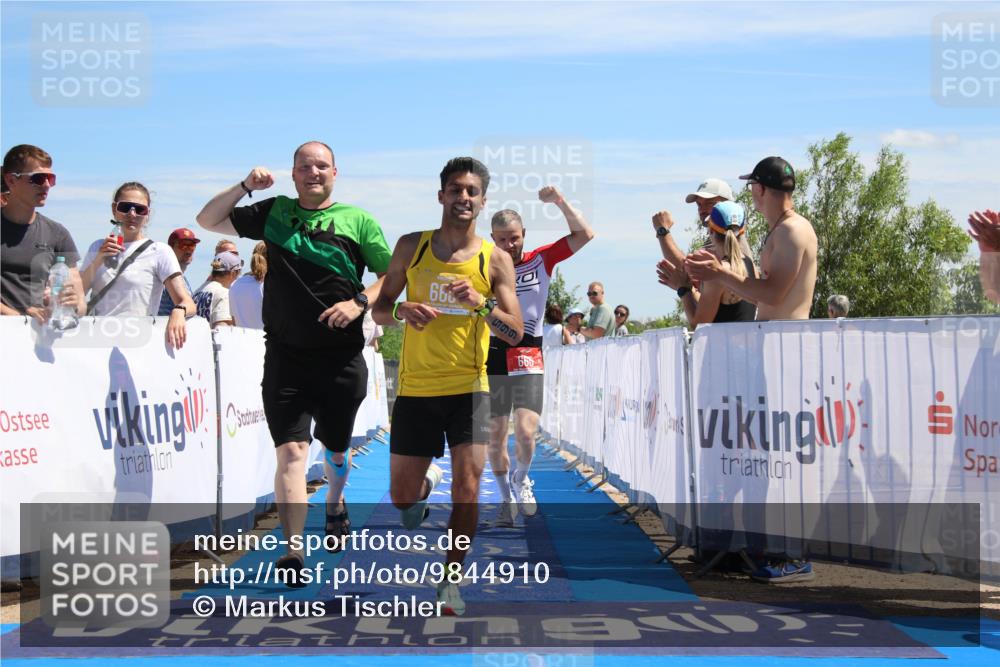 21.06.2026 - Viking Triathlon Markus Tischler http://msf.ph/oto/9844910 21.06.2026 14:13:57 Ziel 665 meine-sportfotos.de