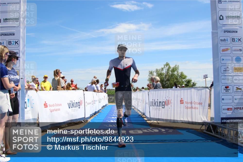 21.06.2026 - Viking Triathlon Markus Tischler http://msf.ph/oto/9844923 21.06.2026 14:15:06 Ziel 180, 579 meine-sportfotos.de