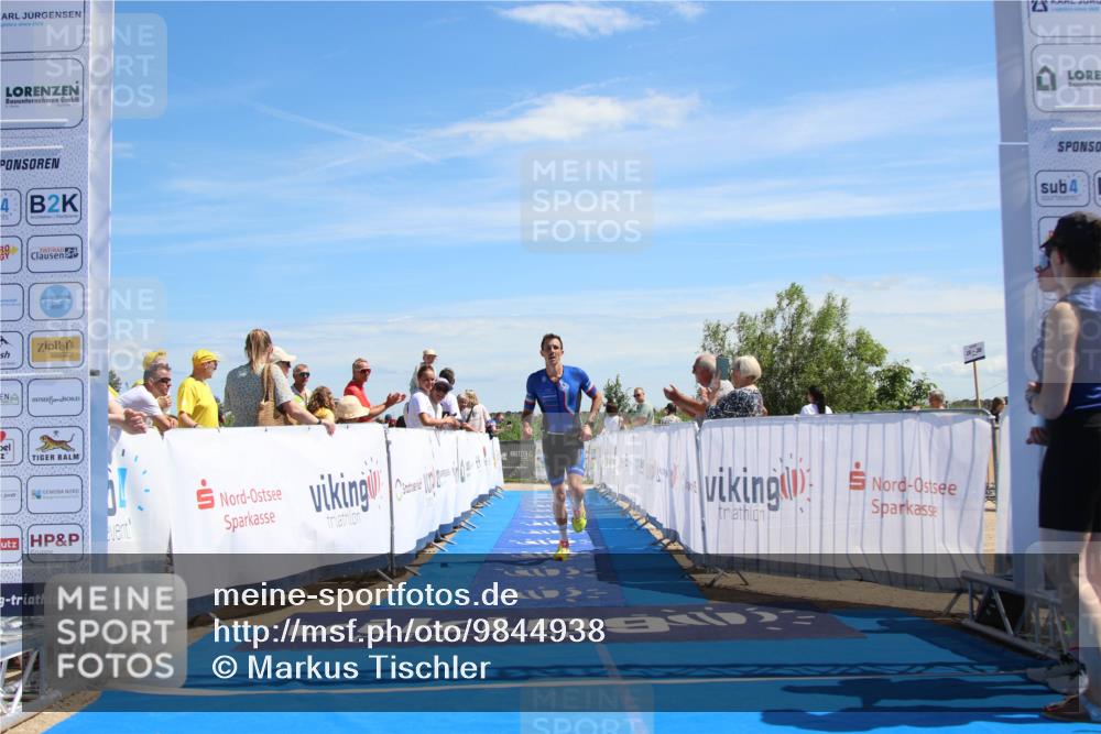 21.06.2026 - Viking Triathlon Markus Tischler http://msf.ph/oto/9844938 21.06.2026 14:15:25 Ziel 410 meine-sportfotos.de