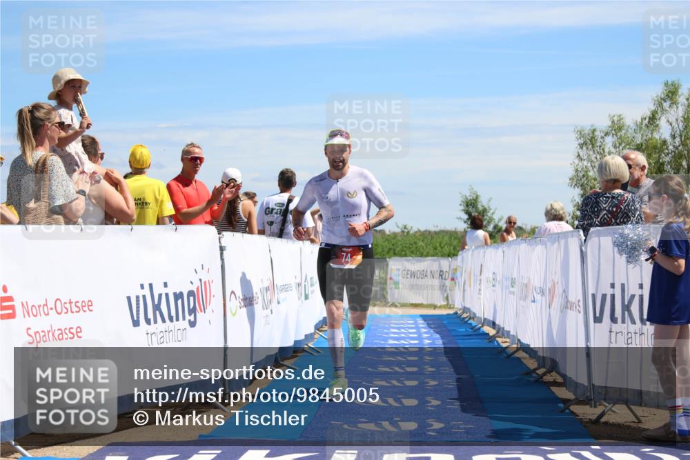 21.06.2026 - Viking Triathlon Markus Tischler http://msf.ph/oto/9845005 21.06.2026 14:19:36 Ziel 74 meine-sportfotos.de