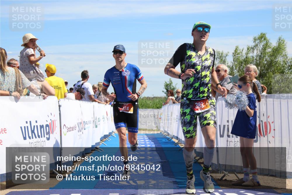 21.06.2026 - Viking Triathlon Markus Tischler http://msf.ph/oto/9845042 21.06.2026 14:23:03 Ziel 383, 474 meine-sportfotos.de