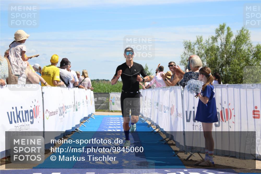 21.06.2026 - Viking Triathlon Markus Tischler http://msf.ph/oto/9845060 21.06.2026 14:24:00 Ziel 446 meine-sportfotos.de