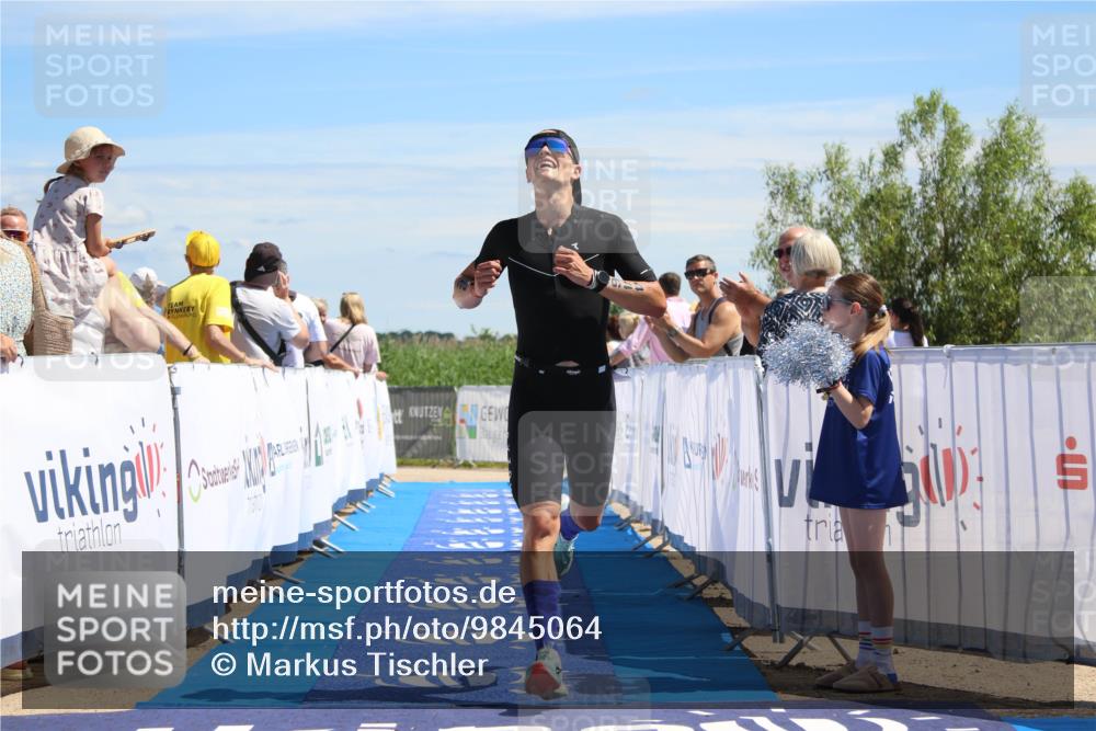 21.06.2026 - Viking Triathlon Markus Tischler http://msf.ph/oto/9845064 21.06.2026 14:24:01 Ziel 446 meine-sportfotos.de