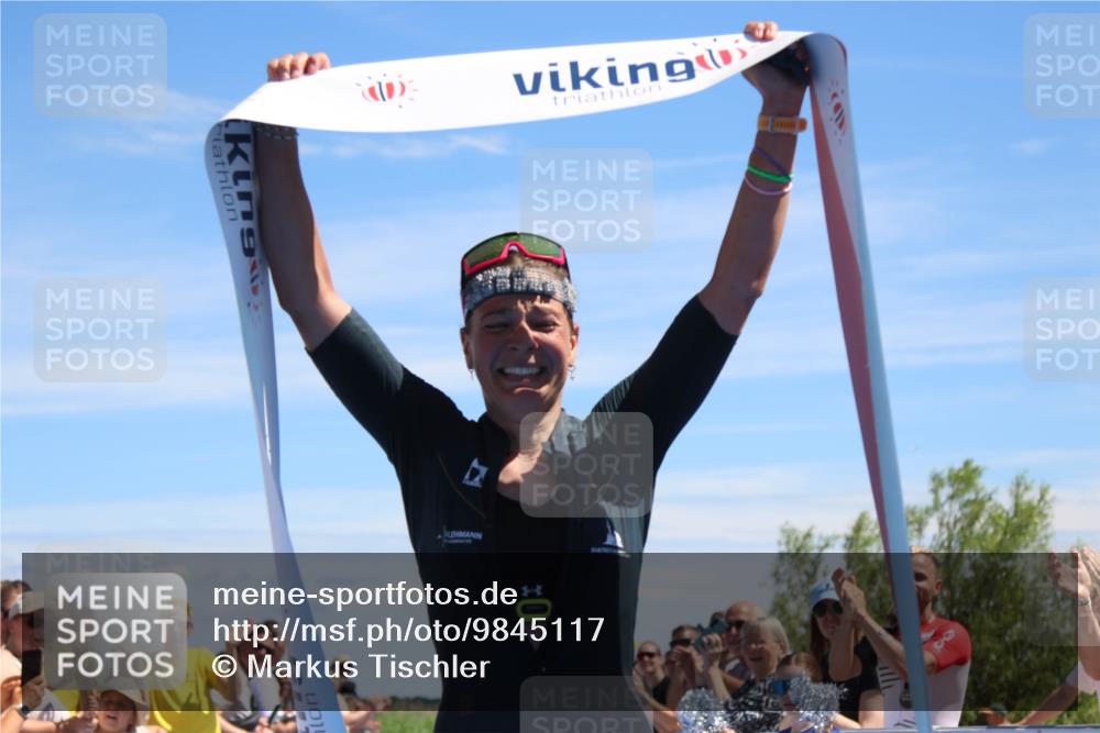 21.06.2026 - Viking Triathlon Markus Tischler http://msf.ph/oto/9845117 21.06.2026 14:27:25 Ziel 18 meine-sportfotos.de