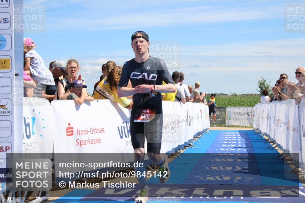21.06.2026 - Viking Triathlon Markus Tischler http://msf.ph/oto/9845142 21.06.2026 14:28:27 Ziel 565 meine-sportfotos.de