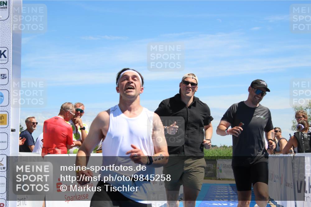 21.06.2026 - Viking Triathlon Markus Tischler http://msf.ph/oto/9845258 21.06.2026 14:34:45 Ziel 634 meine-sportfotos.de