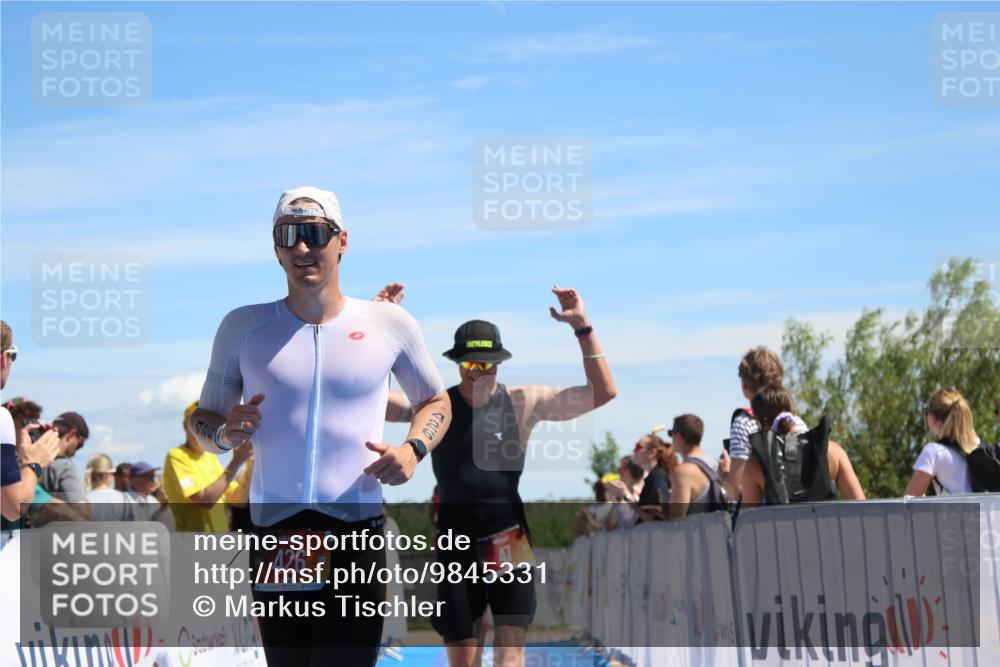 21.06.2026 - Viking Triathlon Markus Tischler http://msf.ph/oto/9845331 21.06.2026 14:37:44 Ziel 47, 426, 449 meine-sportfotos.de