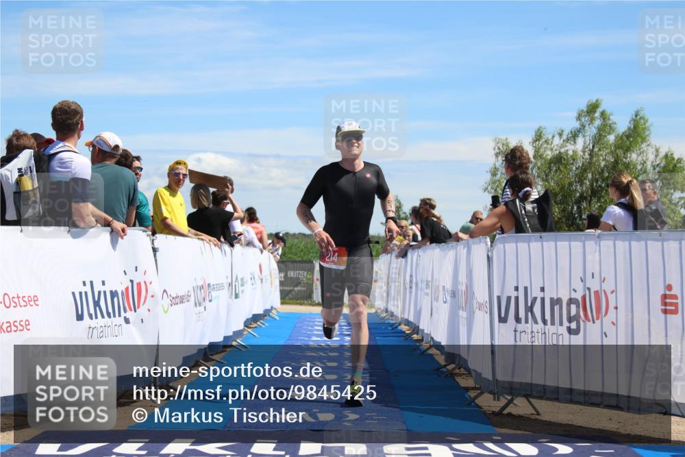 21.06.2026 - Viking Triathlon Markus Tischler http://msf.ph/oto/9845425 21.06.2026 14:40:05 Ziel 214 meine-sportfotos.de