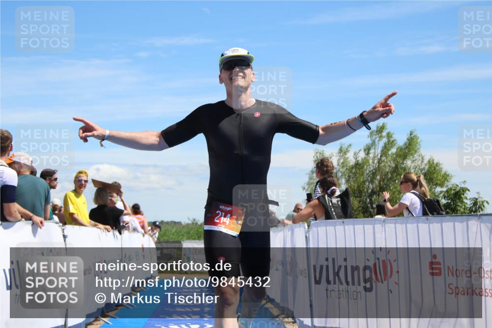 21.06.2026 - Viking Triathlon Markus Tischler http://msf.ph/oto/9845432 21.06.2026 14:40:07 Ziel 214 meine-sportfotos.de