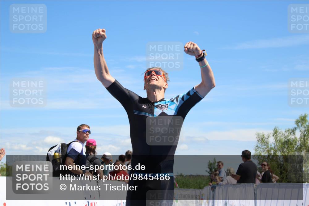 21.06.2026 - Viking Triathlon Markus Tischler http://msf.ph/oto/9845486 21.06.2026 14:41:52 Ziel 429 meine-sportfotos.de