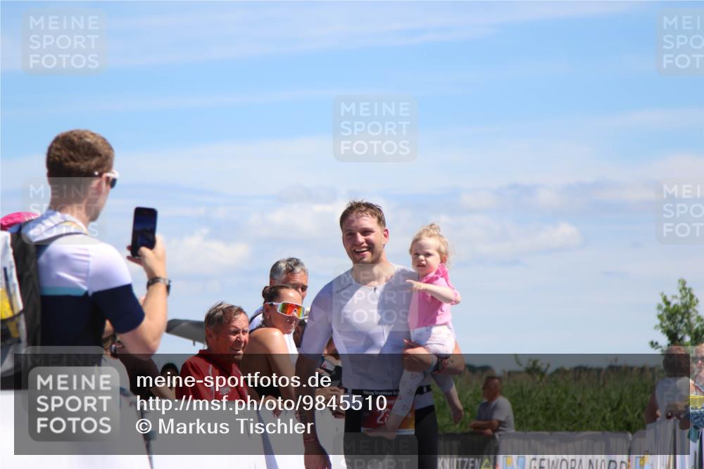 21.06.2026 - Viking Triathlon Markus Tischler http://msf.ph/oto/9845510 21.06.2026 14:42:17 Ziel 239 meine-sportfotos.de