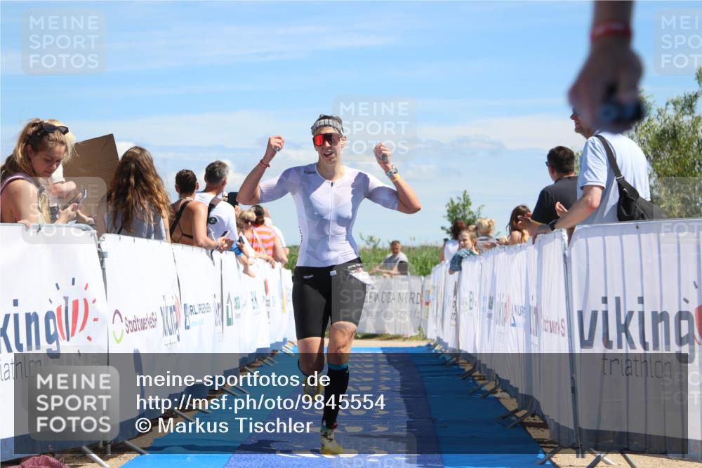 21.06.2026 - Viking Triathlon Markus Tischler http://msf.ph/oto/9845554 21.06.2026 14:44:12 Ziel 82, 453 meine-sportfotos.de