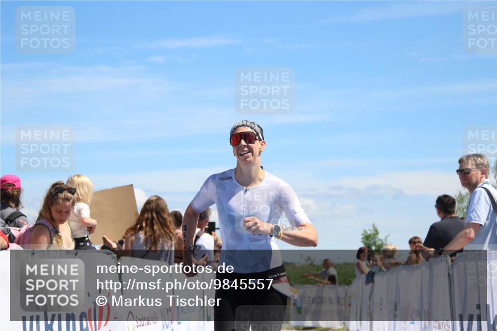 21.06.2026 - Viking Triathlon Markus Tischler http://msf.ph/oto/9845557 21.06.2026 14:44:12 Ziel 82, 453 meine-sportfotos.de