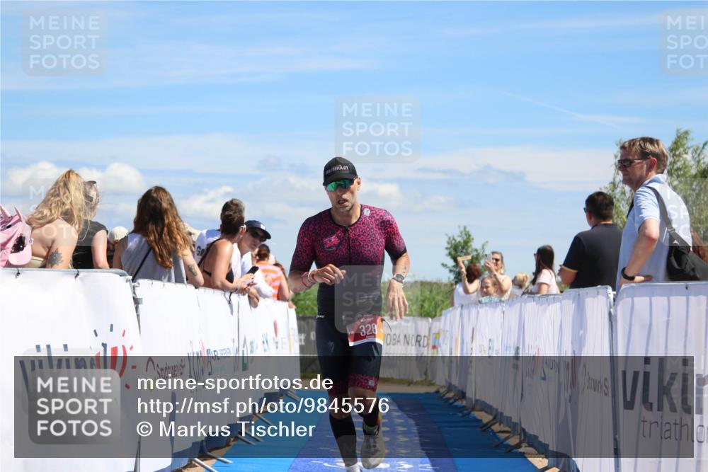 21.06.2026 - Viking Triathlon Markus Tischler http://msf.ph/oto/9845576 21.06.2026 14:45:00 Ziel 53, 328 meine-sportfotos.de