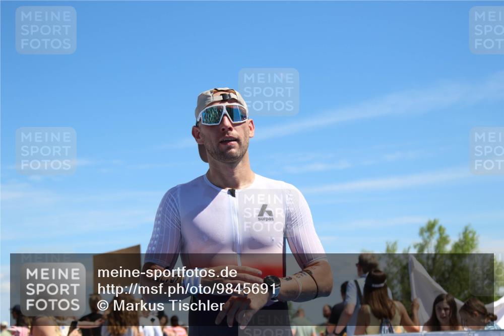 21.06.2026 - Viking Triathlon Markus Tischler http://msf.ph/oto/9845691 21.06.2026 14:49:05 Ziel 131, 259, 526 meine-sportfotos.de