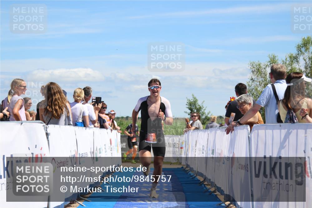 21.06.2026 - Viking Triathlon Markus Tischler http://msf.ph/oto/9845757 21.06.2026 14:50:13 Ziel 68, 90 meine-sportfotos.de
