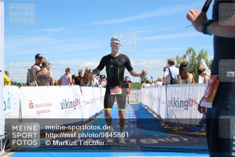 21.06.2026 - Viking Triathlon Markus Tischler http://msf.ph/oto/9845861 21.06.2026 14:51:20 Ziel 17, 301 meine-sportfotos.de
