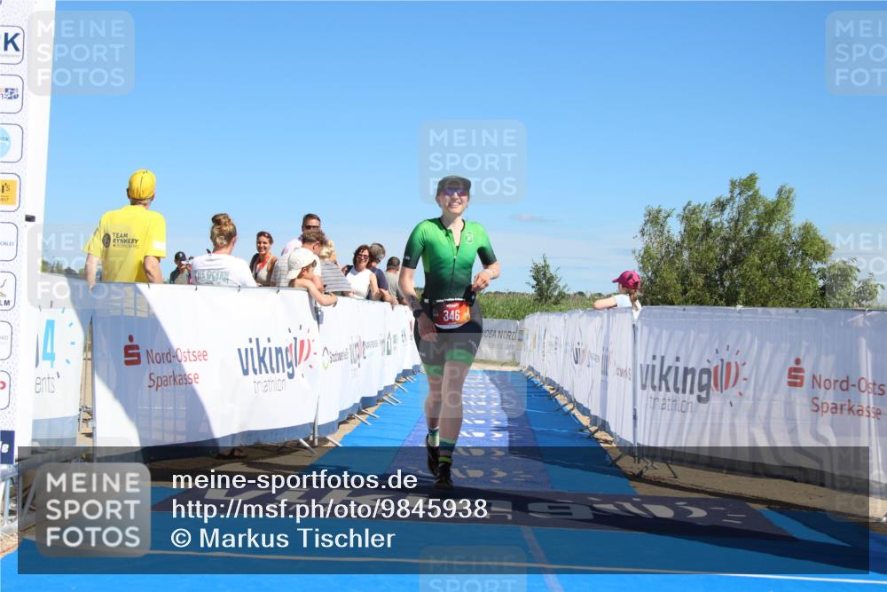 21.06.2026 - Viking Triathlon Markus Tischler http://msf.ph/oto/9845938 21.06.2026 16:09:38 Ziel 207, 346 meine-sportfotos.de
