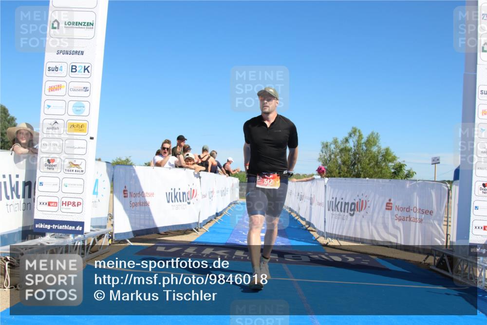 21.06.2026 - Viking Triathlon Markus Tischler http://msf.ph/oto/9846018 21.06.2026 16:12:37 Ziel 345, 439, 512 meine-sportfotos.de