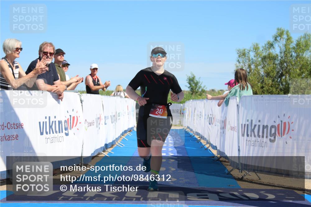 21.06.2026 - Viking Triathlon Markus Tischler http://msf.ph/oto/9846312 21.06.2026 16:22:47 Ziel 247, 385 meine-sportfotos.de